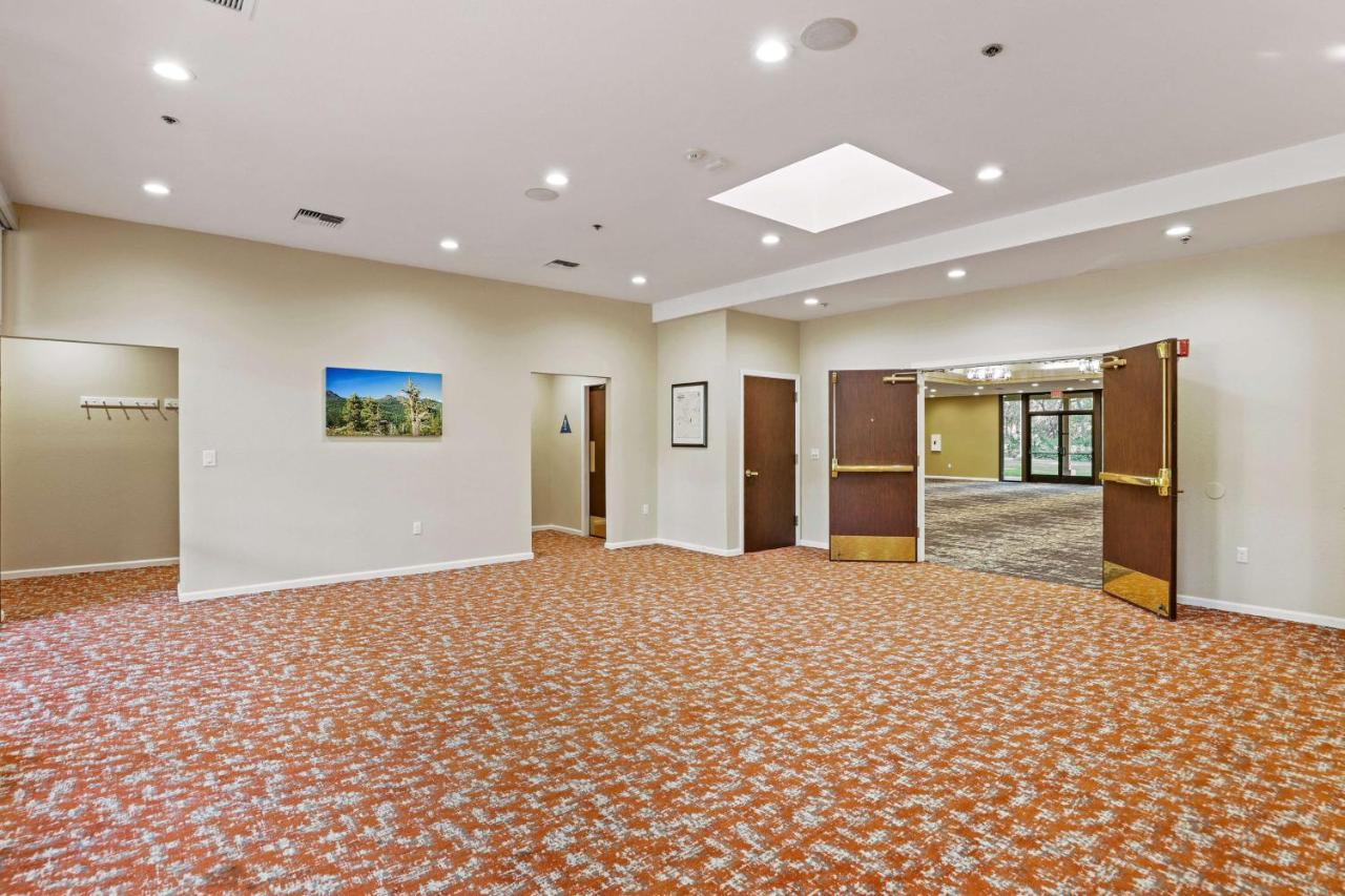 Best Western Plus Sonora Oaks Hotel And Conference Center Zewnętrze zdjęcie